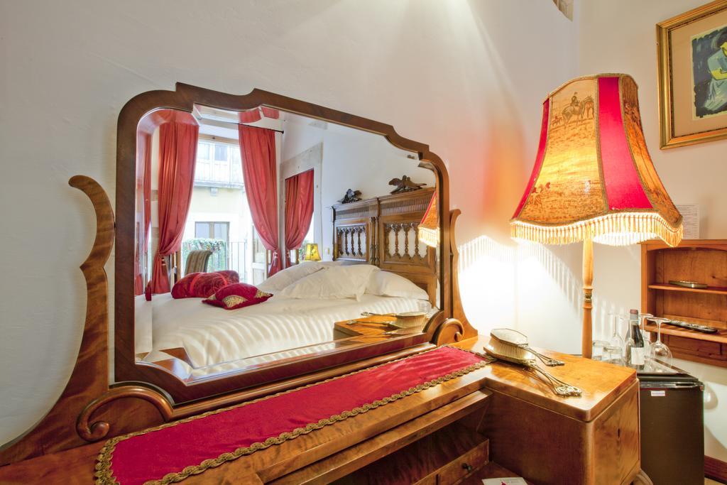 B&B Il Marchese Del Grillo Sulmona Zimmer foto